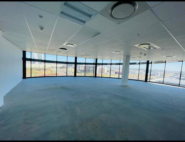 581M² OFFICE TO LET IN VORNA VALLEY